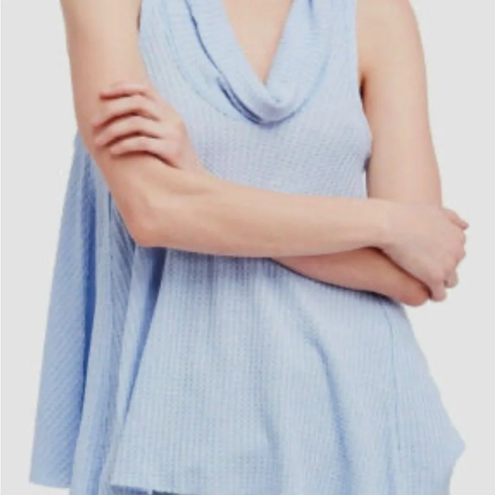 We The Free Swing Light Blue Sleeveless Top - Picture 6 of 6